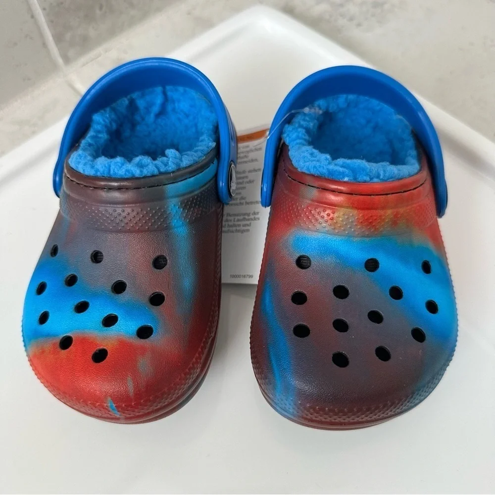 Crocs Classic Lined Out of This World Clog Size 6 Baby